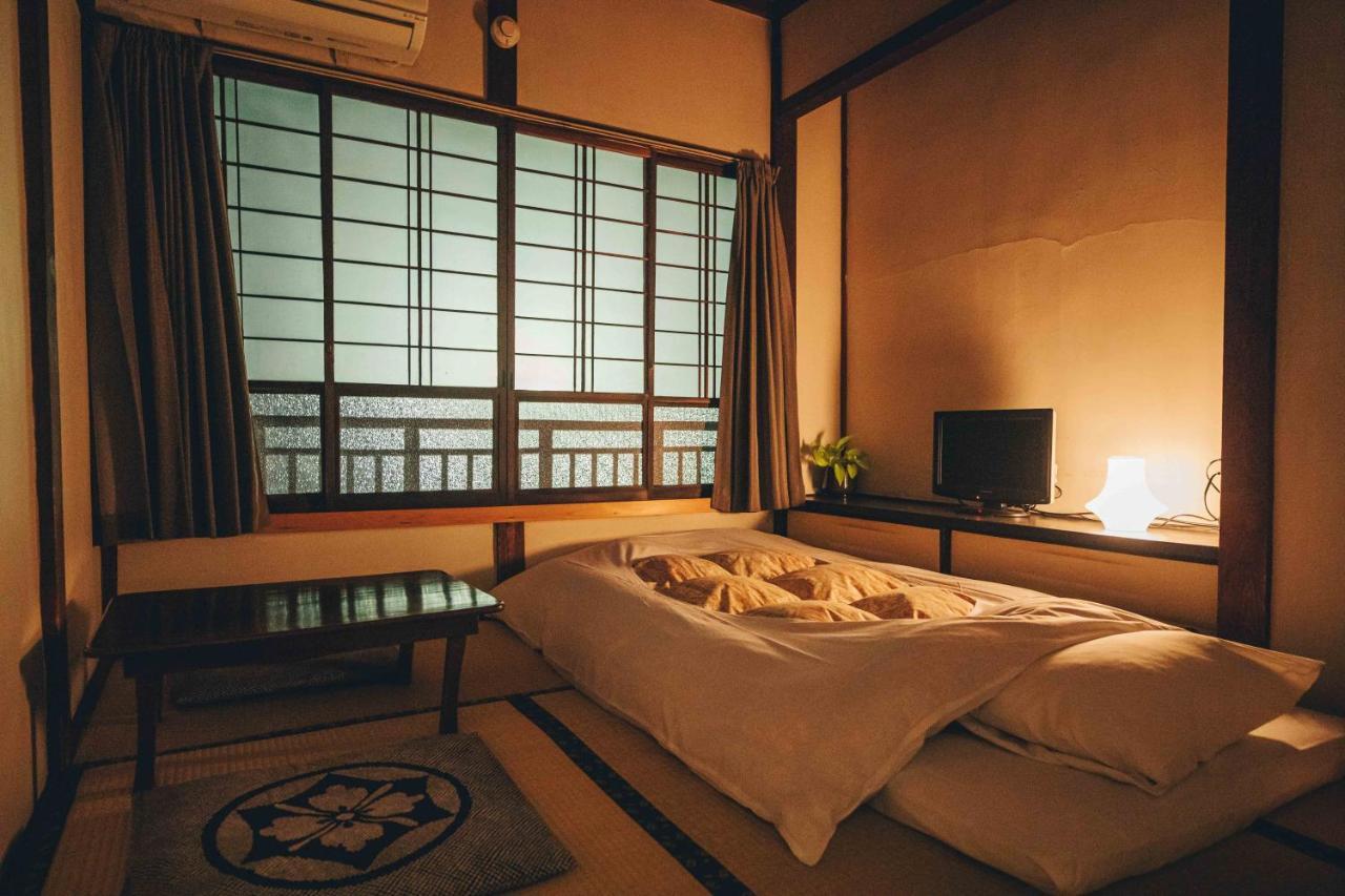 Hinode Ryokan Odawara Habitación foto